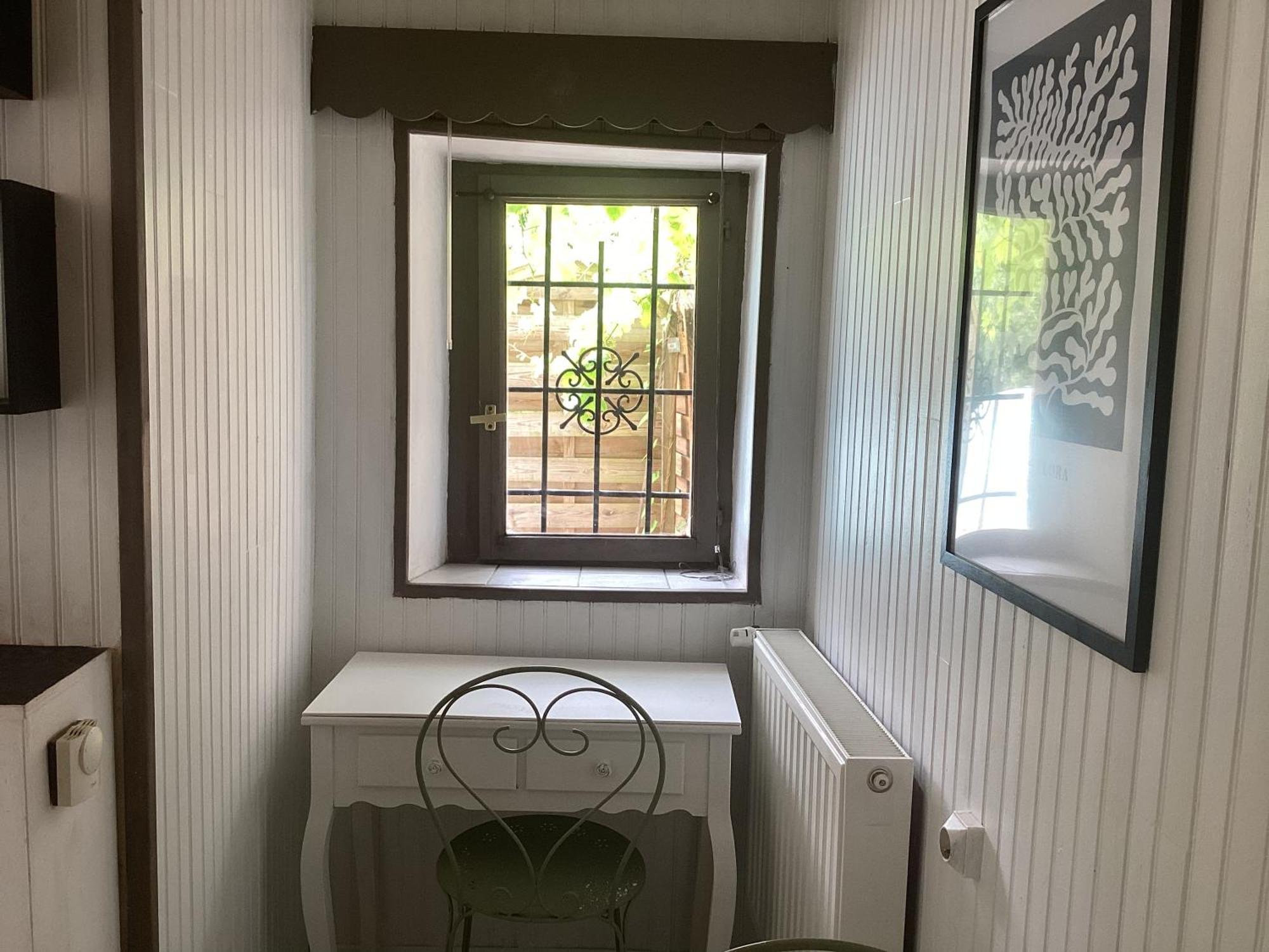 Bed and Breakfast Le Lavoir Шатору Экстерьер фото
