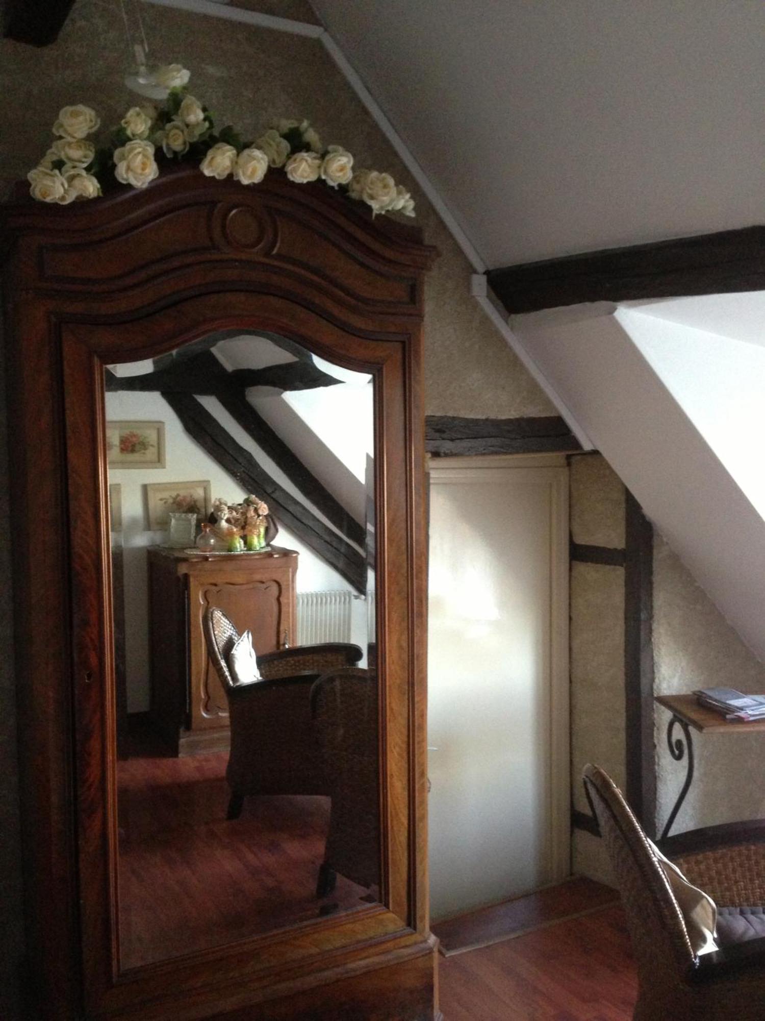Bed and Breakfast Le Lavoir Шатору Экстерьер фото